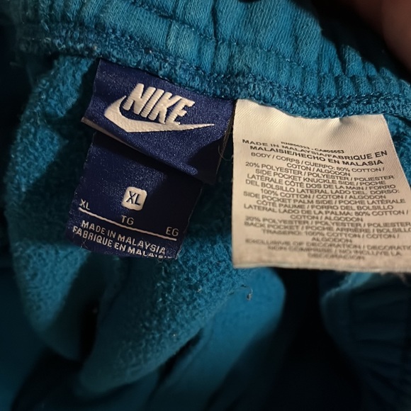 Nike sweats XL nothing wrong - Picture 3 of 3